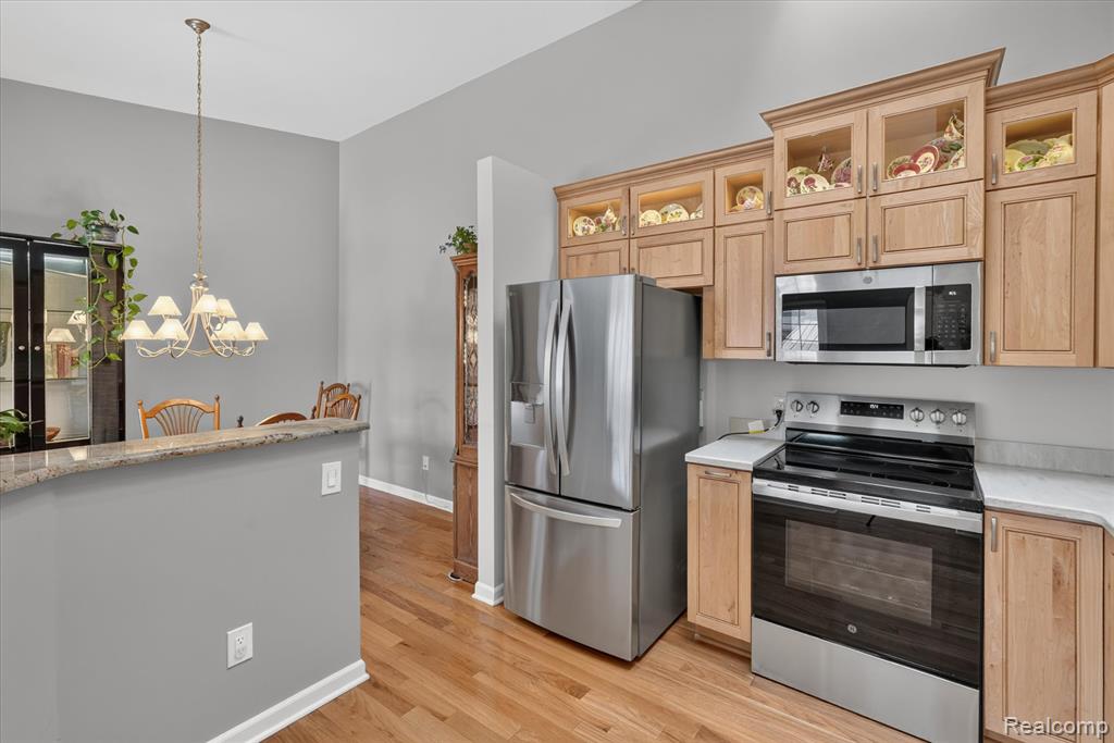 22076 Edgewater Property Photo 12