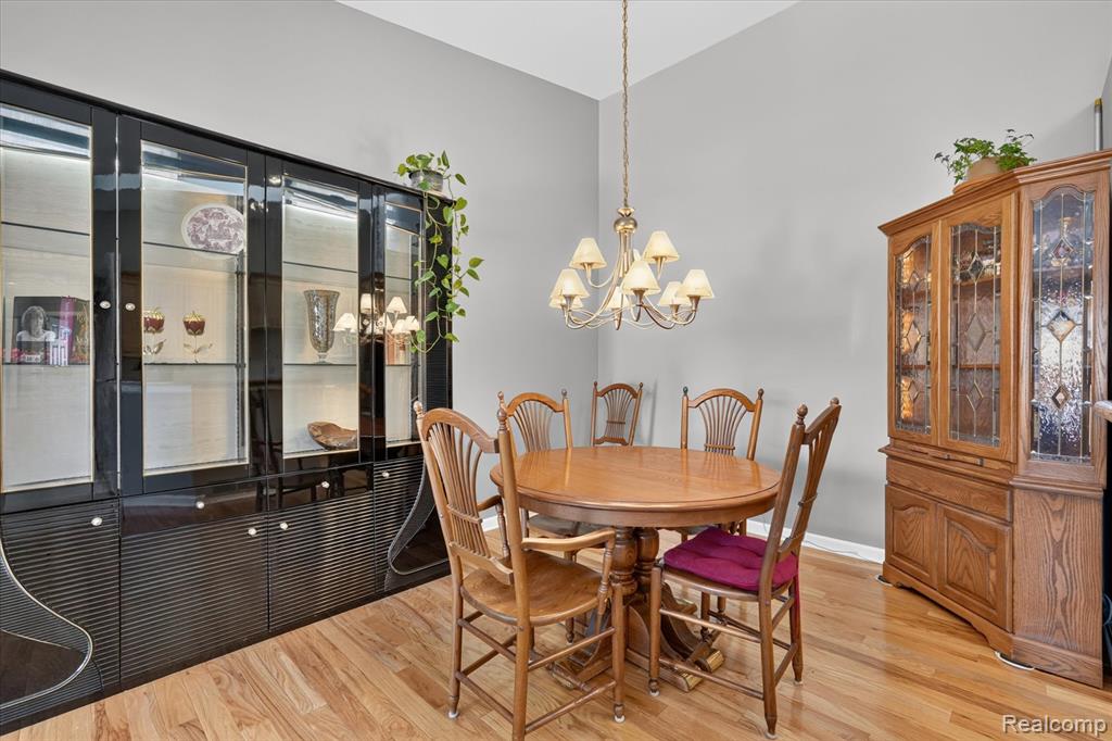 22076 Edgewater Property Photo 16