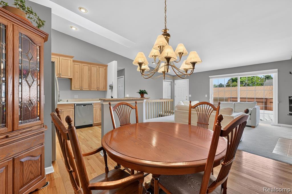 22076 Edgewater Property Photo 17