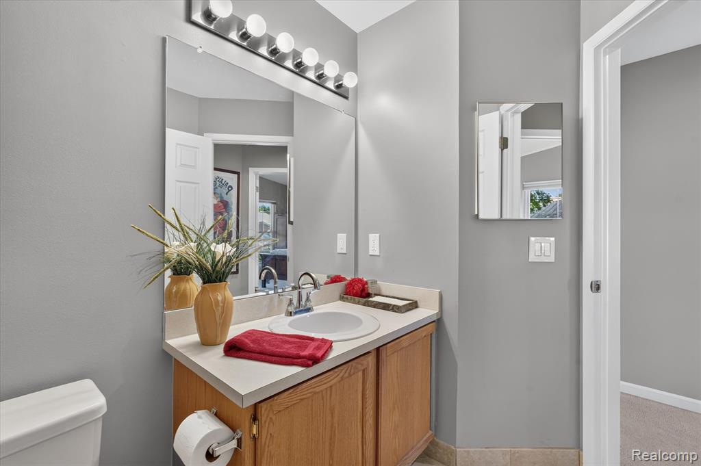 22076 Edgewater Property Photo 19
