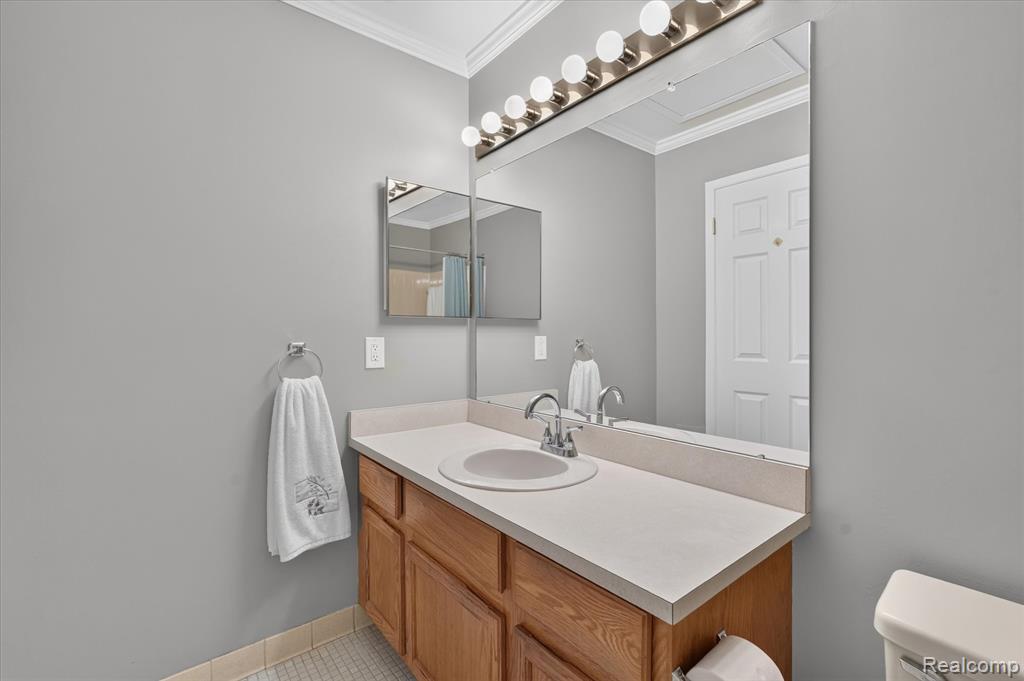 22076 Edgewater Property Photo 26
