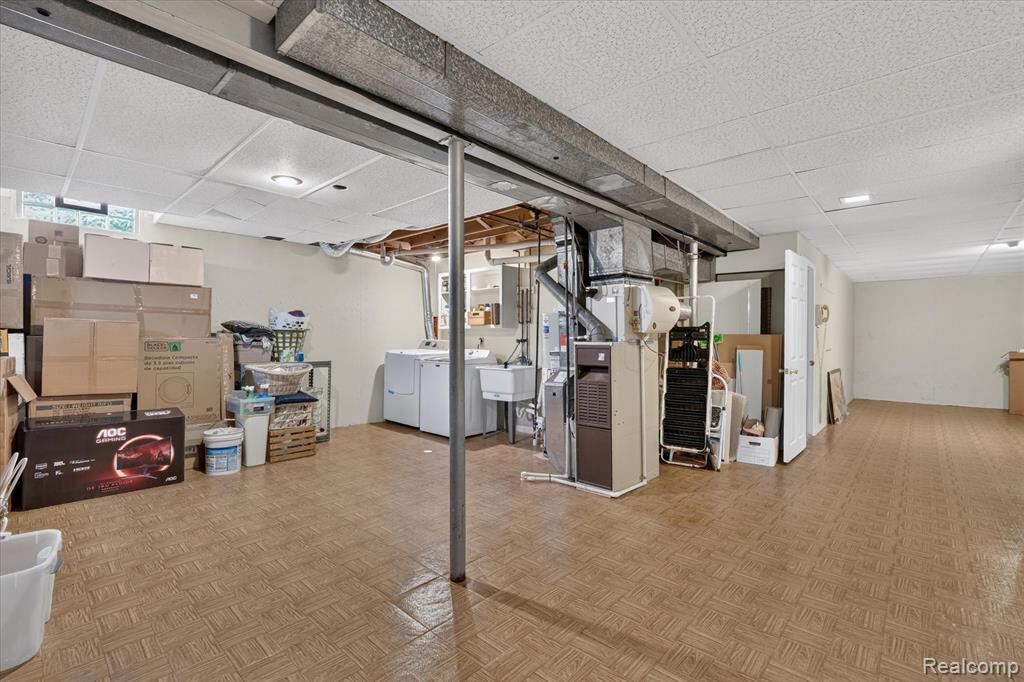 22076 Edgewater Property Photo 31