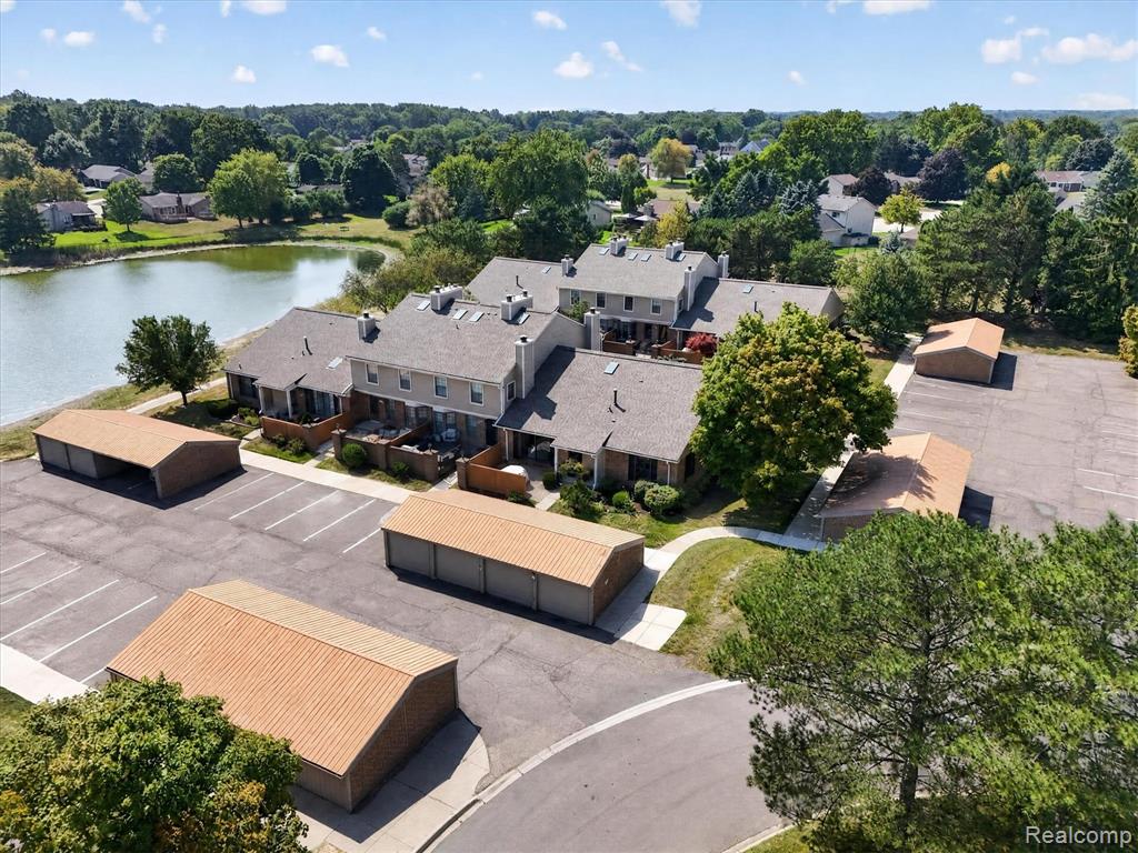 22076 Edgewater Property Photo 34