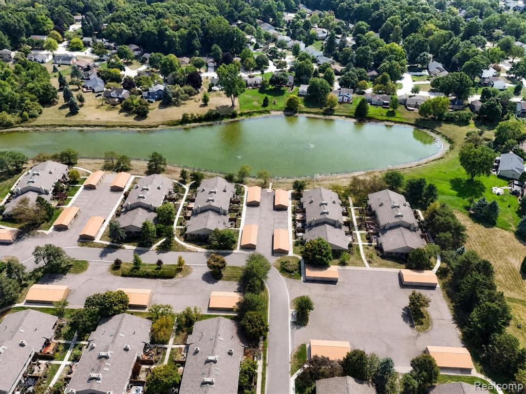 22076 Edgewater Property Photo 36