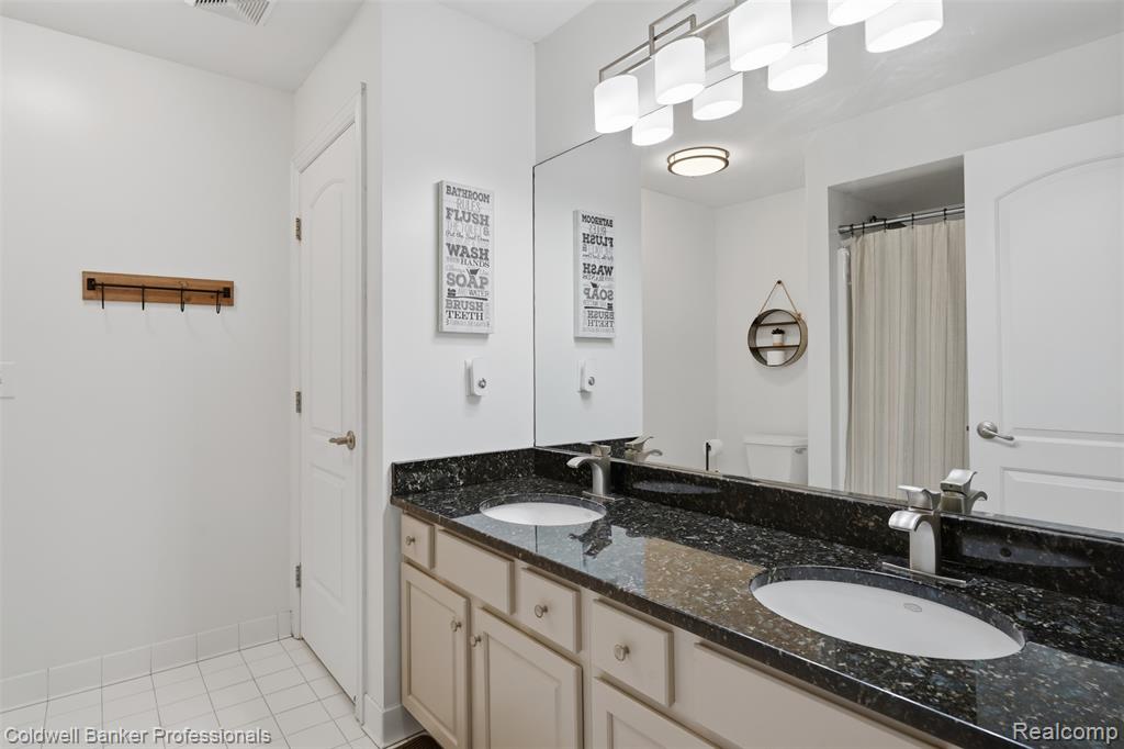1928 Tranquil Court Property Photo 21