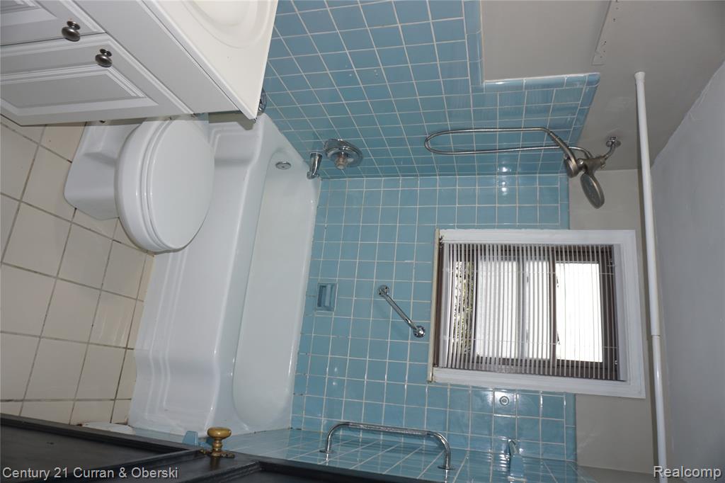 22671 Garrison Street Property Photo 6