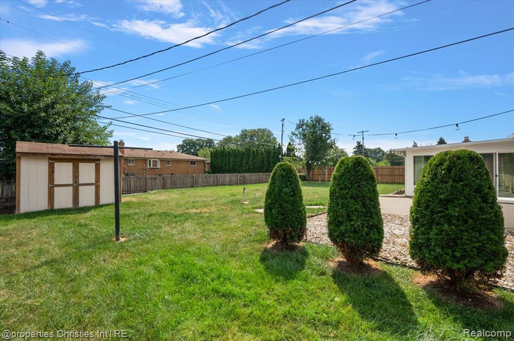 37674 Andrew Drive Property Photo 43