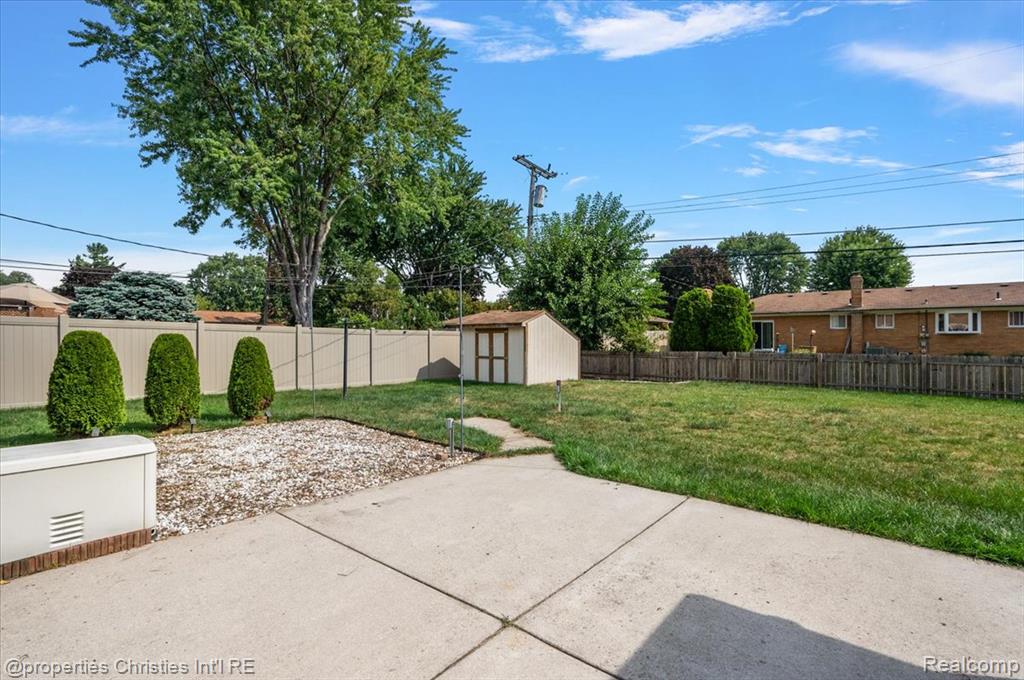 37674 Andrew Drive Property Photo 51