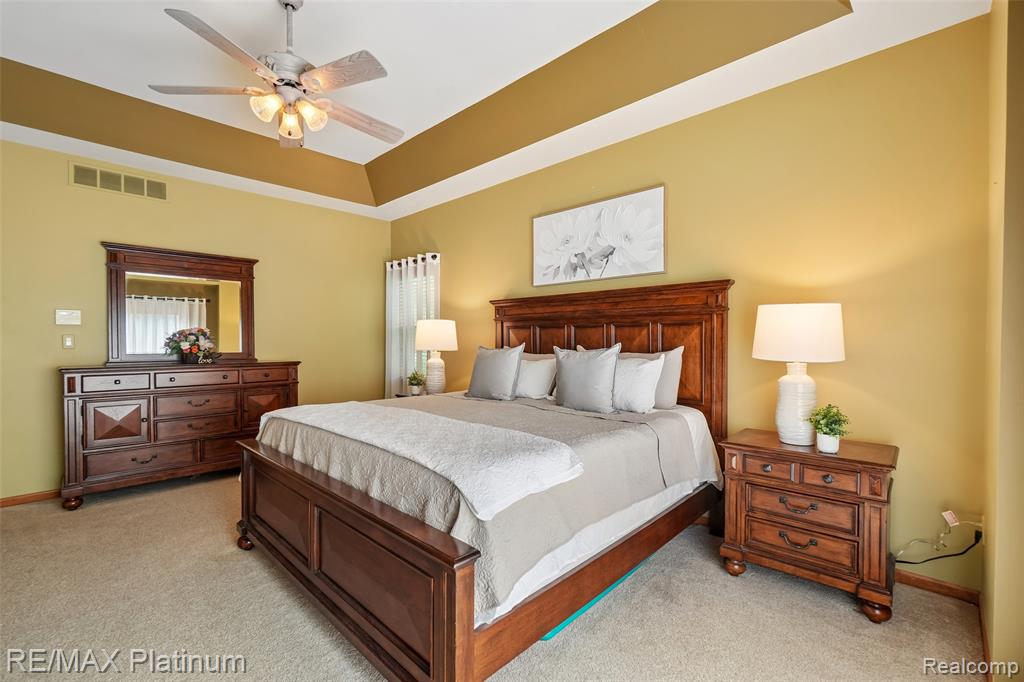 10688 Eagle Ravine Drive Property Photo 16