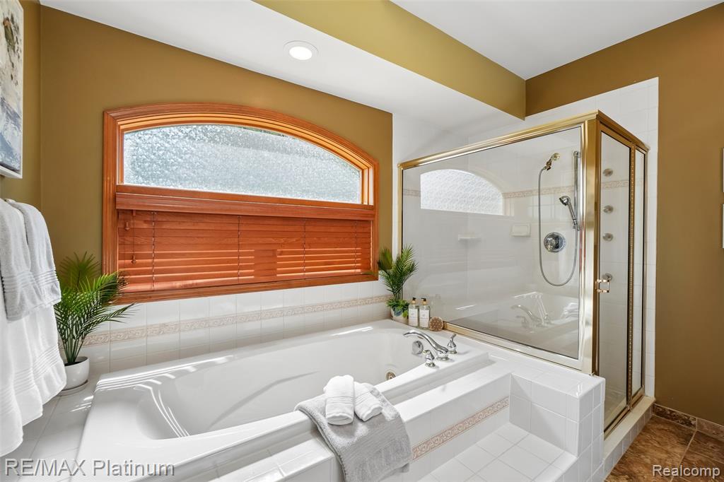 10688 Eagle Ravine Drive Property Photo 19