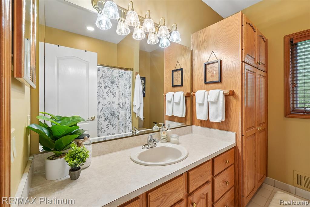 10688 Eagle Ravine Drive Property Photo 26