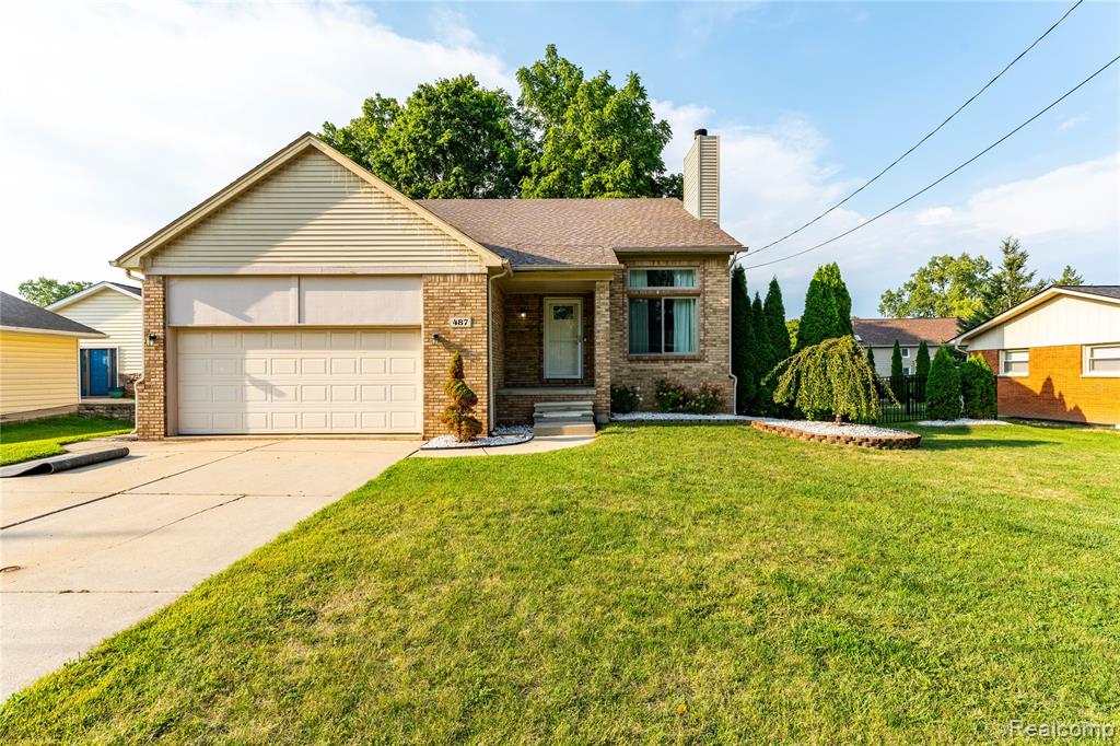 487 Glenn Court Property Photo 1
