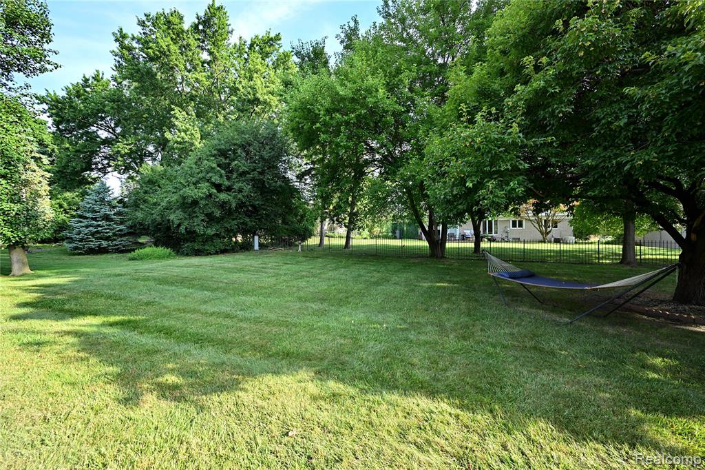 2032 Kristin Drive Property Photo 33