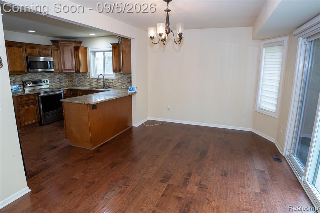 50576 Commons Drive Property Photo 5