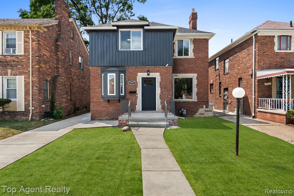 18947 Cherrylawn Street Property Photo 1