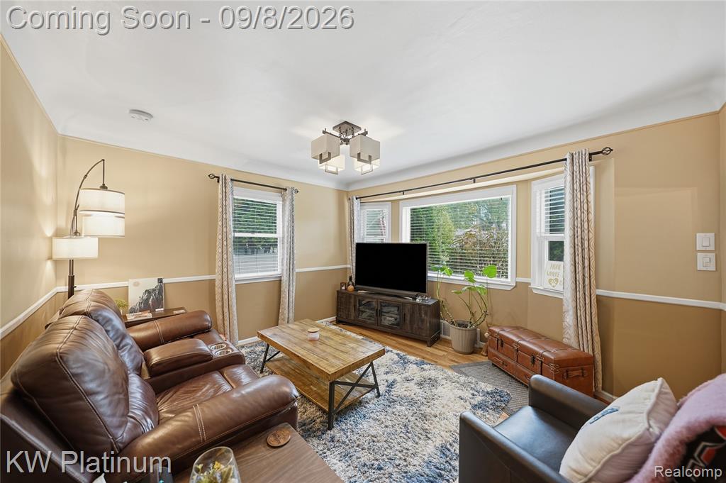 116 S Custer Avenue Property Photo 6