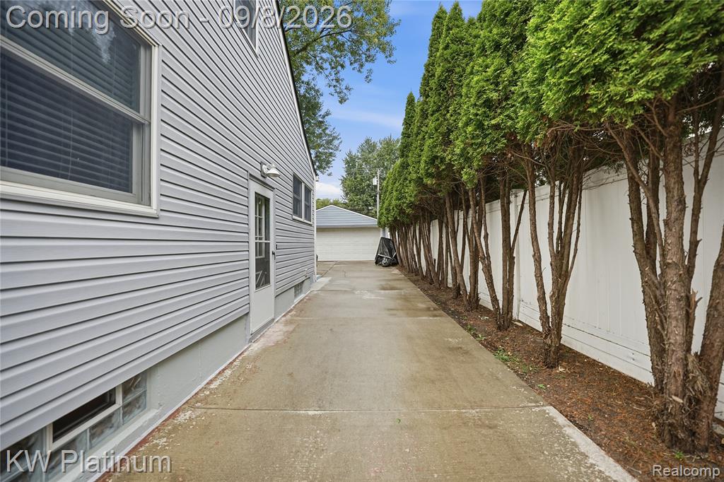 116 S Custer Avenue Property Photo 30