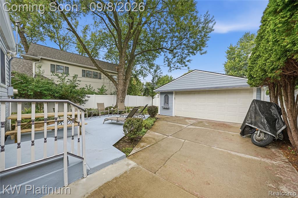 116 S Custer Avenue Property Photo 31
