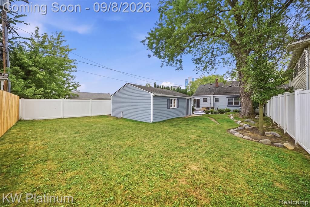 116 S Custer Avenue Property Photo 33