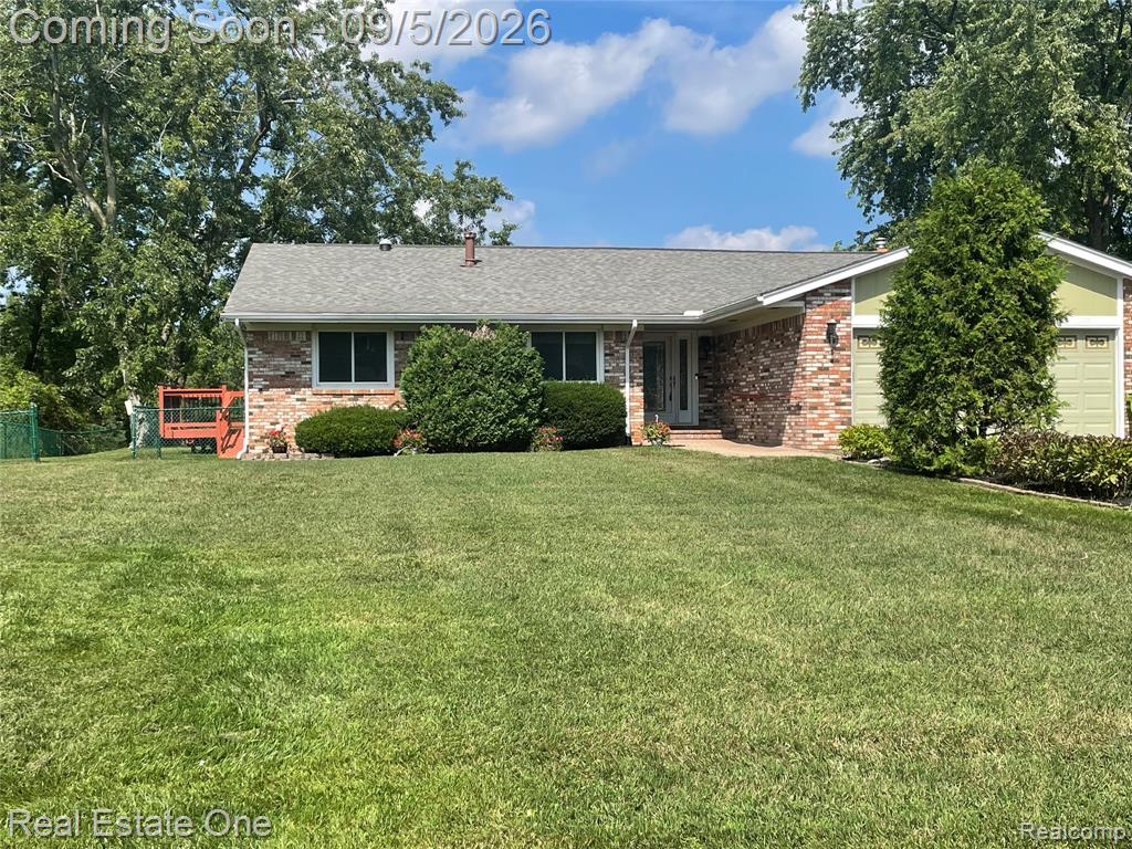 1910 Harwood Drive Property Photo 1