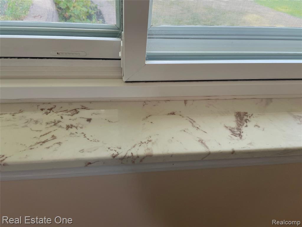 1910 Harwood Drive Property Photo 15