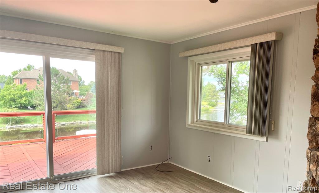 1910 Harwood Drive Property Photo 25