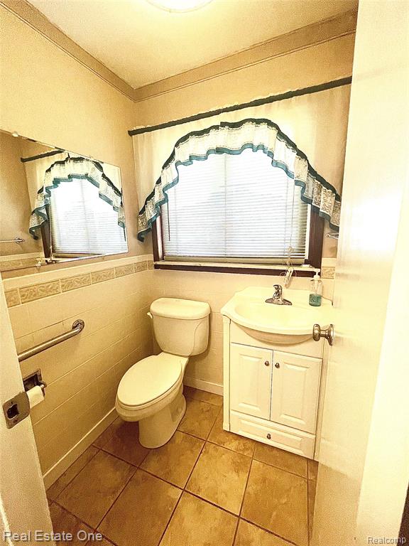 1910 Harwood Drive Property Photo 26