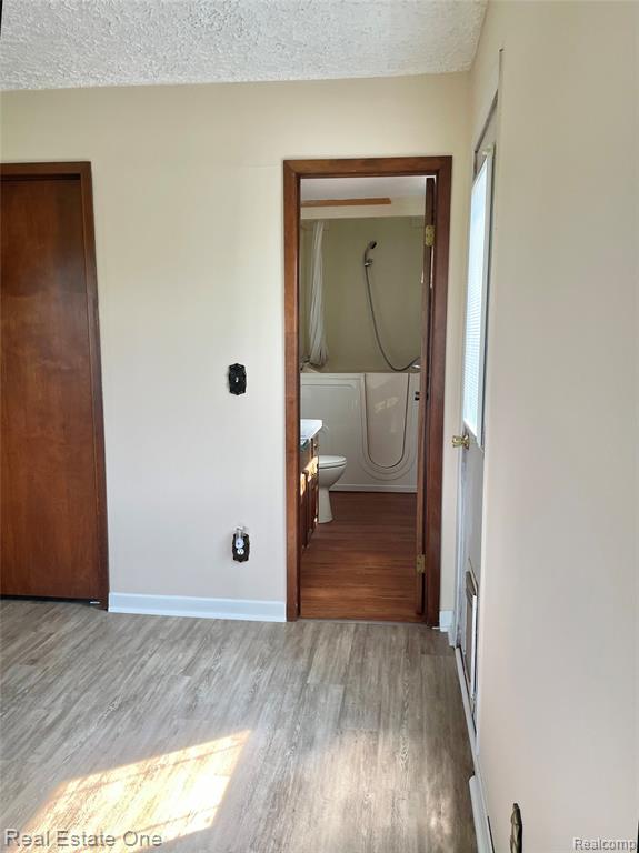 1910 Harwood Drive Property Photo 40