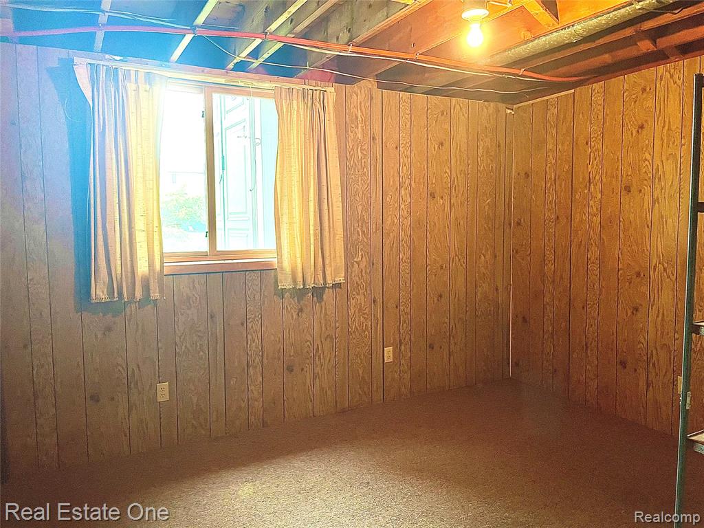 1910 Harwood Drive Property Photo 48