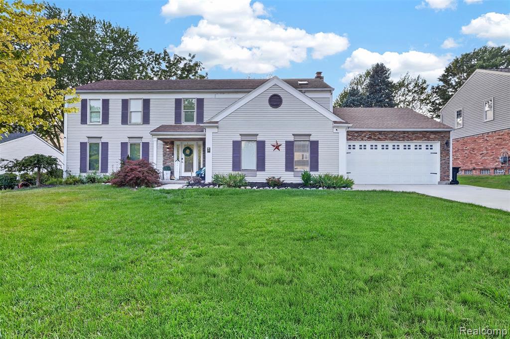 37967 W Meadowhill Drive Property Photo 1