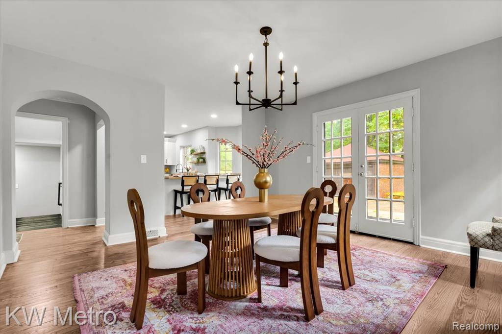 19022 Wildemere Street Property Photo 12