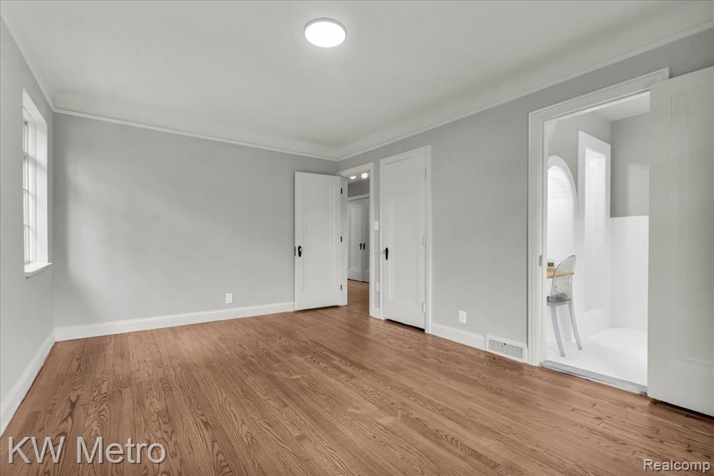19022 Wildemere Street Property Photo 21