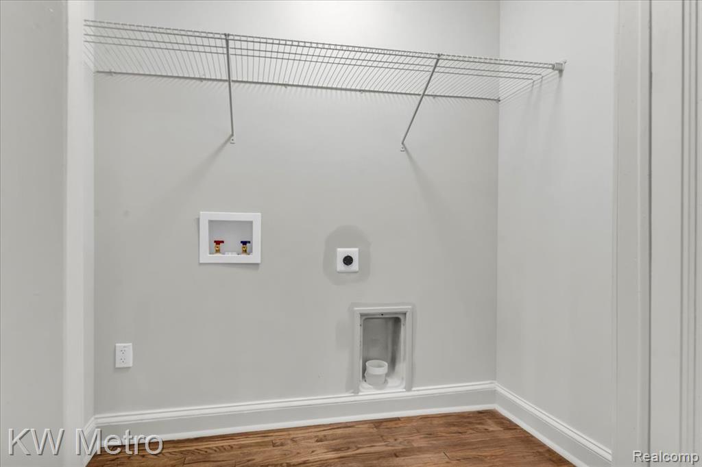 19022 Wildemere Street Property Photo 25