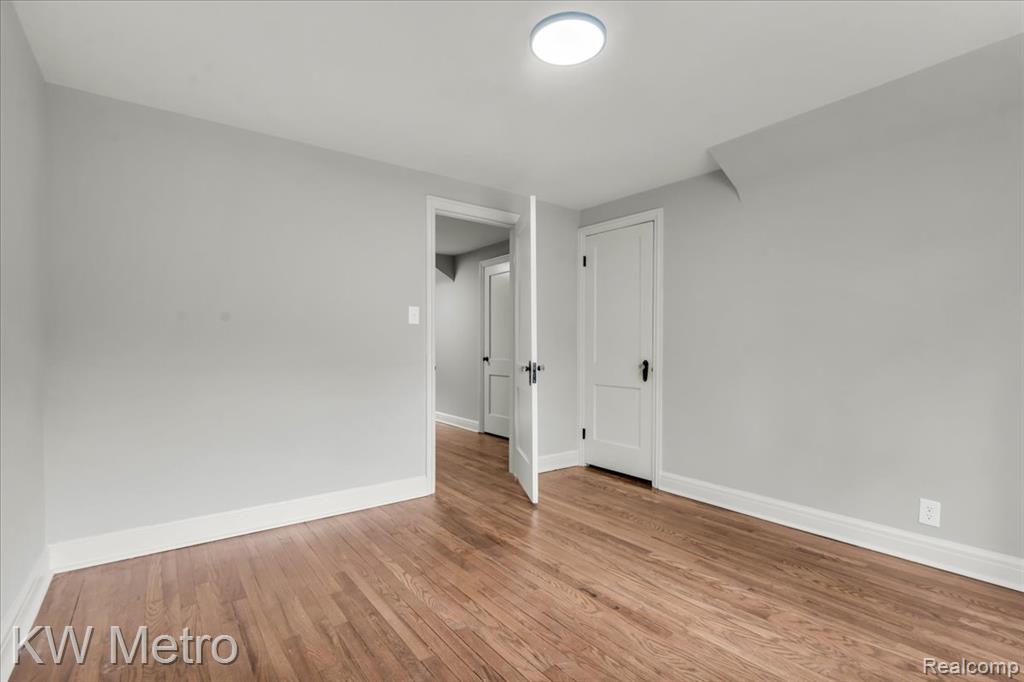 19022 Wildemere Street Property Photo 27