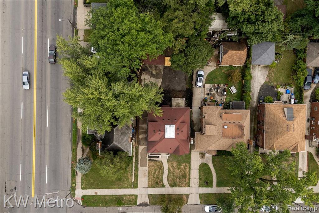 19022 Wildemere Street Property Photo 33