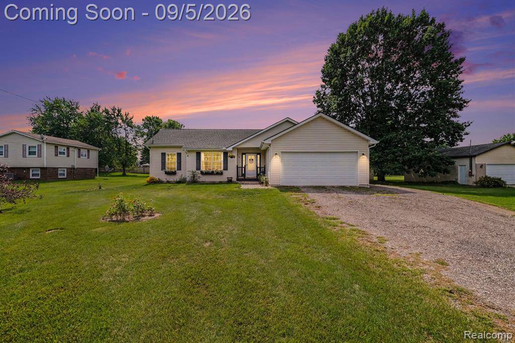 11606 E Silver Lake Road Property Photo 1