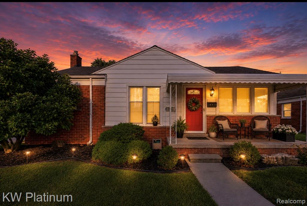 28612 Edward Street Property Photo 1