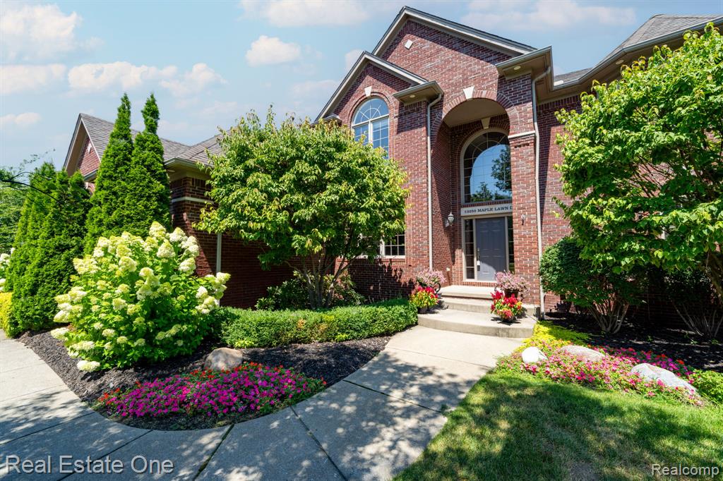 13255 Maple Lawn Drive