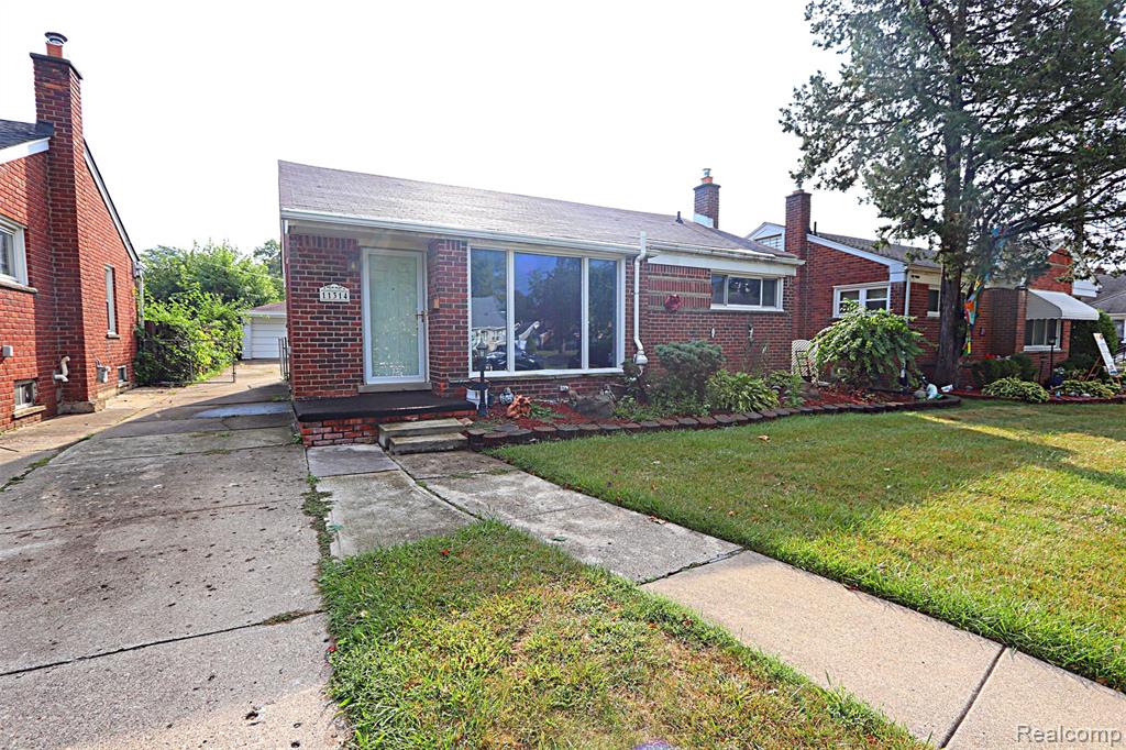 11314 Fenton Property Photo 1