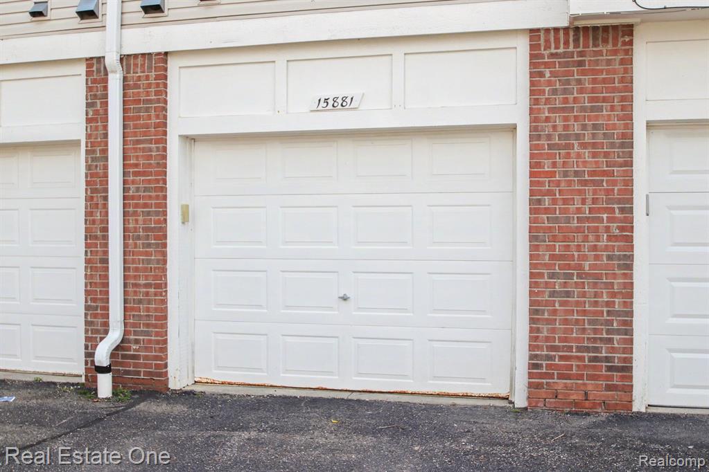 15881 Morningside Property Photo 12