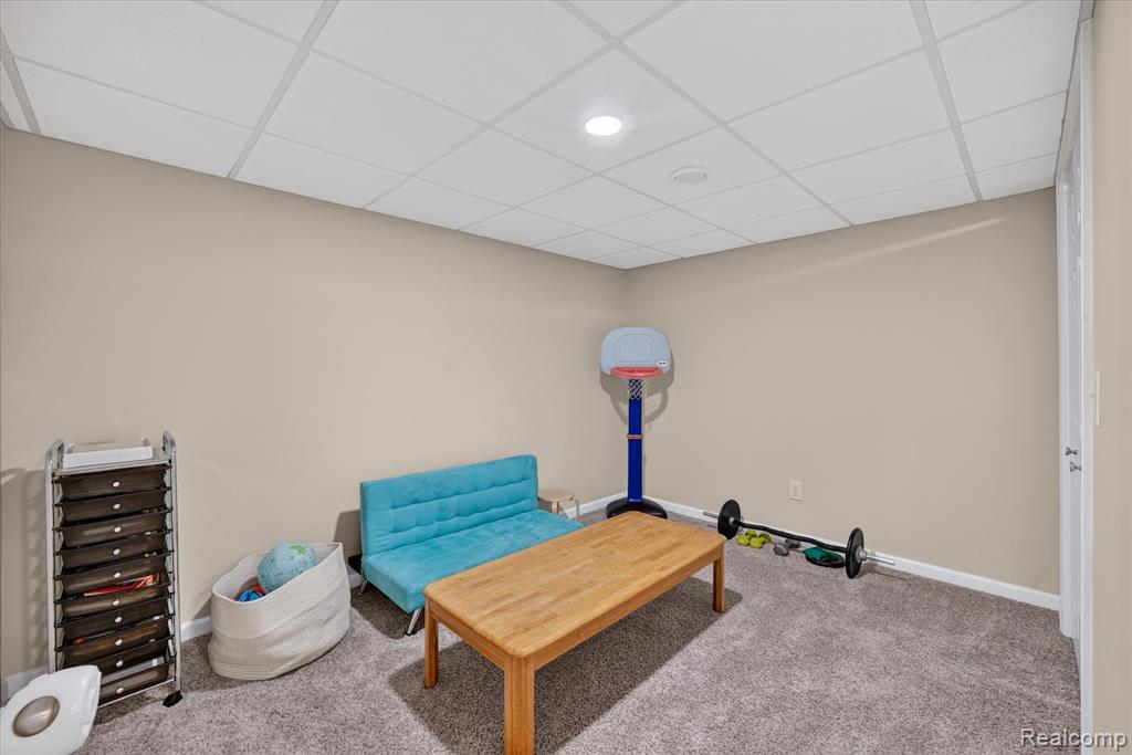 734 Kent Street Property Photo 34