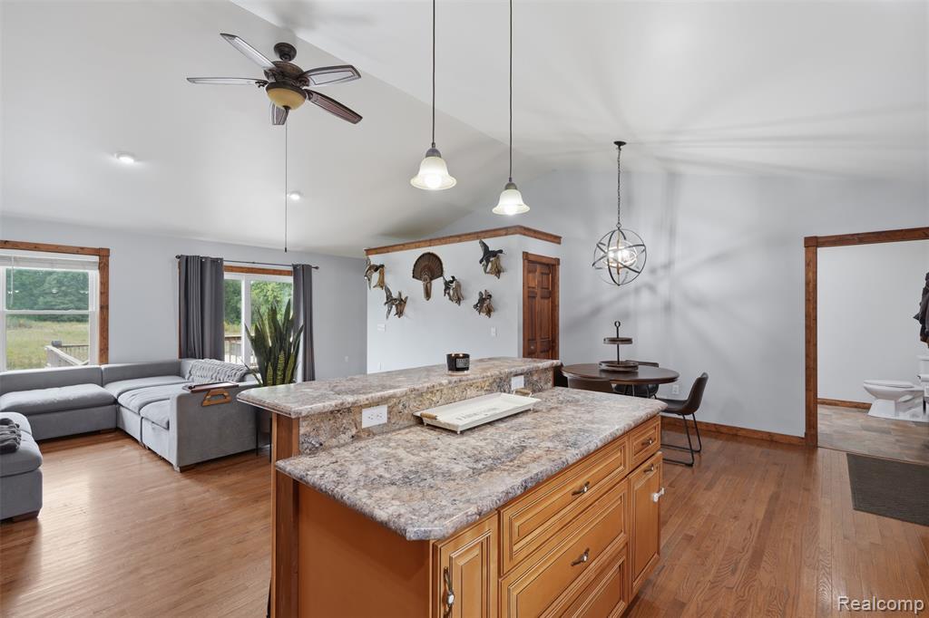 7433 Mabley Hill Road Property Photo 16