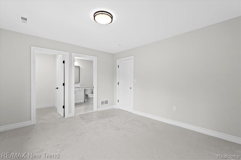 28834 Wintergreen Property Photo 26