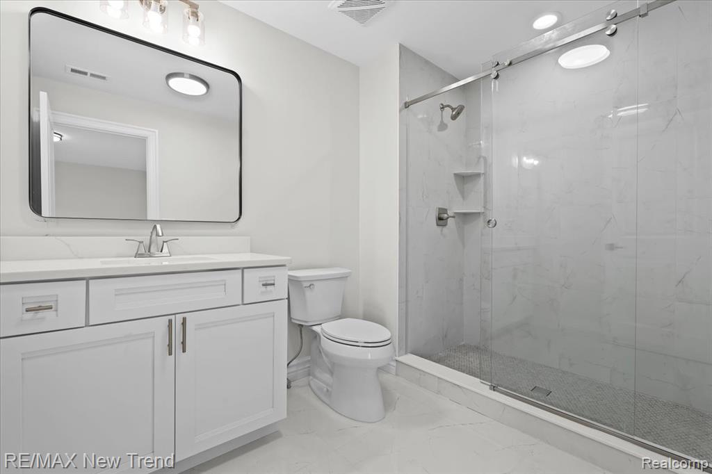 28834 Wintergreen Property Photo 27