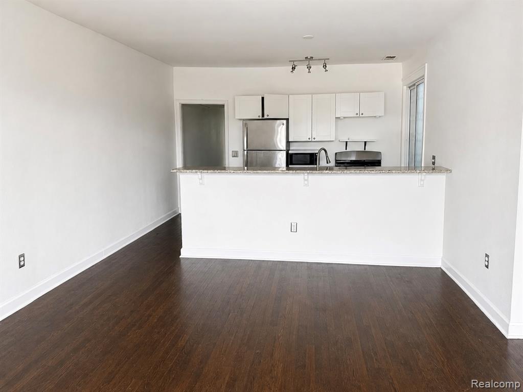 7629 W Vernor Property Photo 2