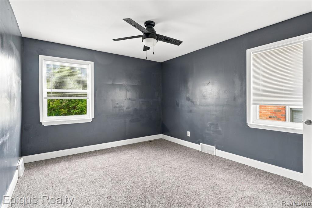 17377 Pennington Drive Property Photo 12
