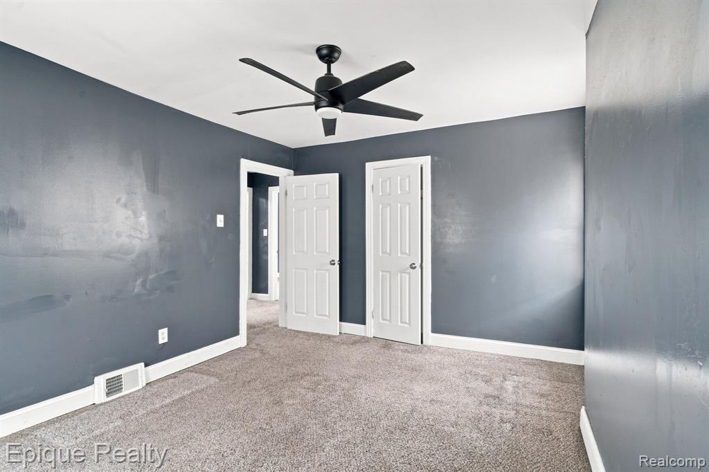 17377 Pennington Drive Property Photo 16