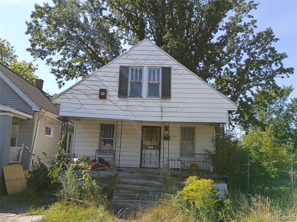 68 E Nevada Street Property Photo 1