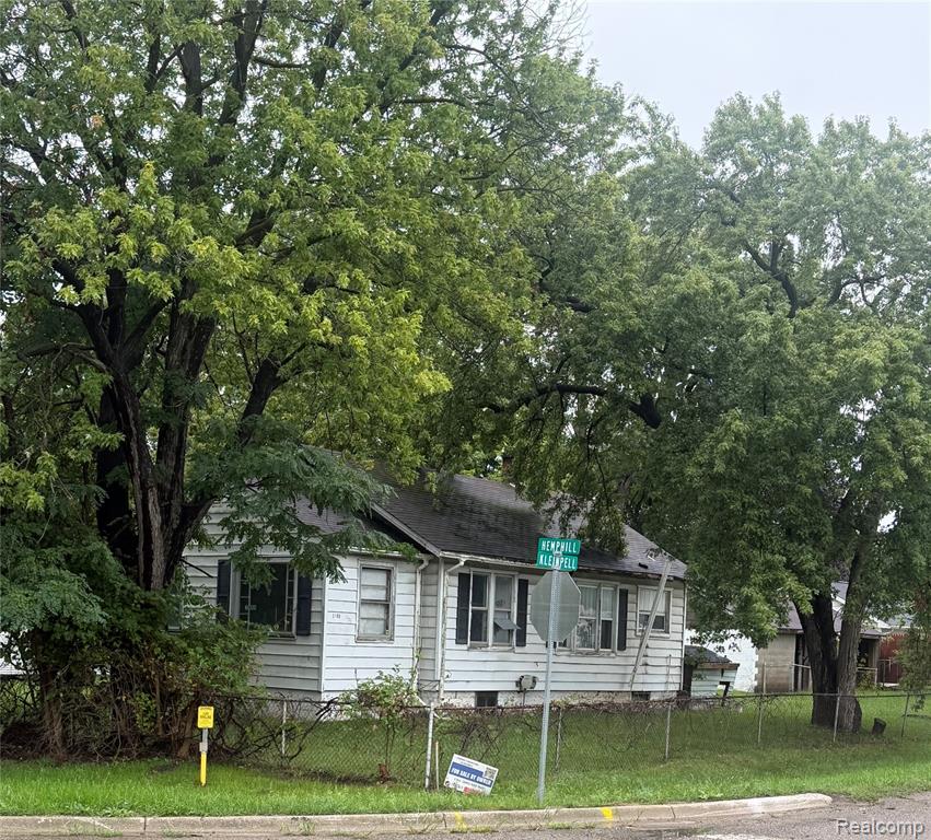 3188 E Hemphill Road Property Photo 1