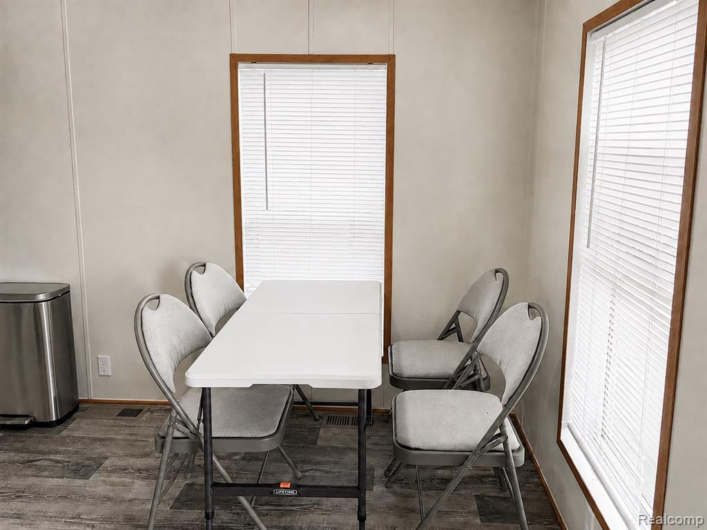 18 Brookfield Property Photo 4